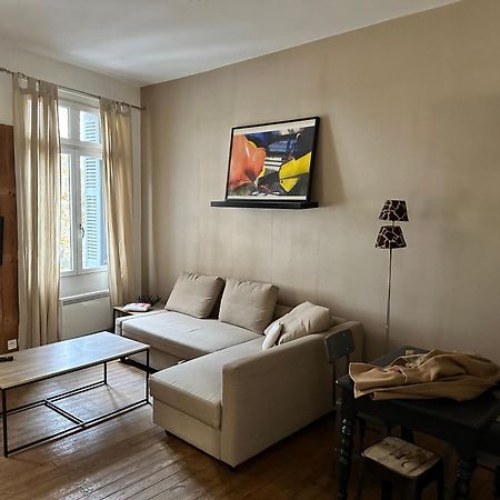 Standing Apartment T2 Near The Train Station And Tours Exterior photo