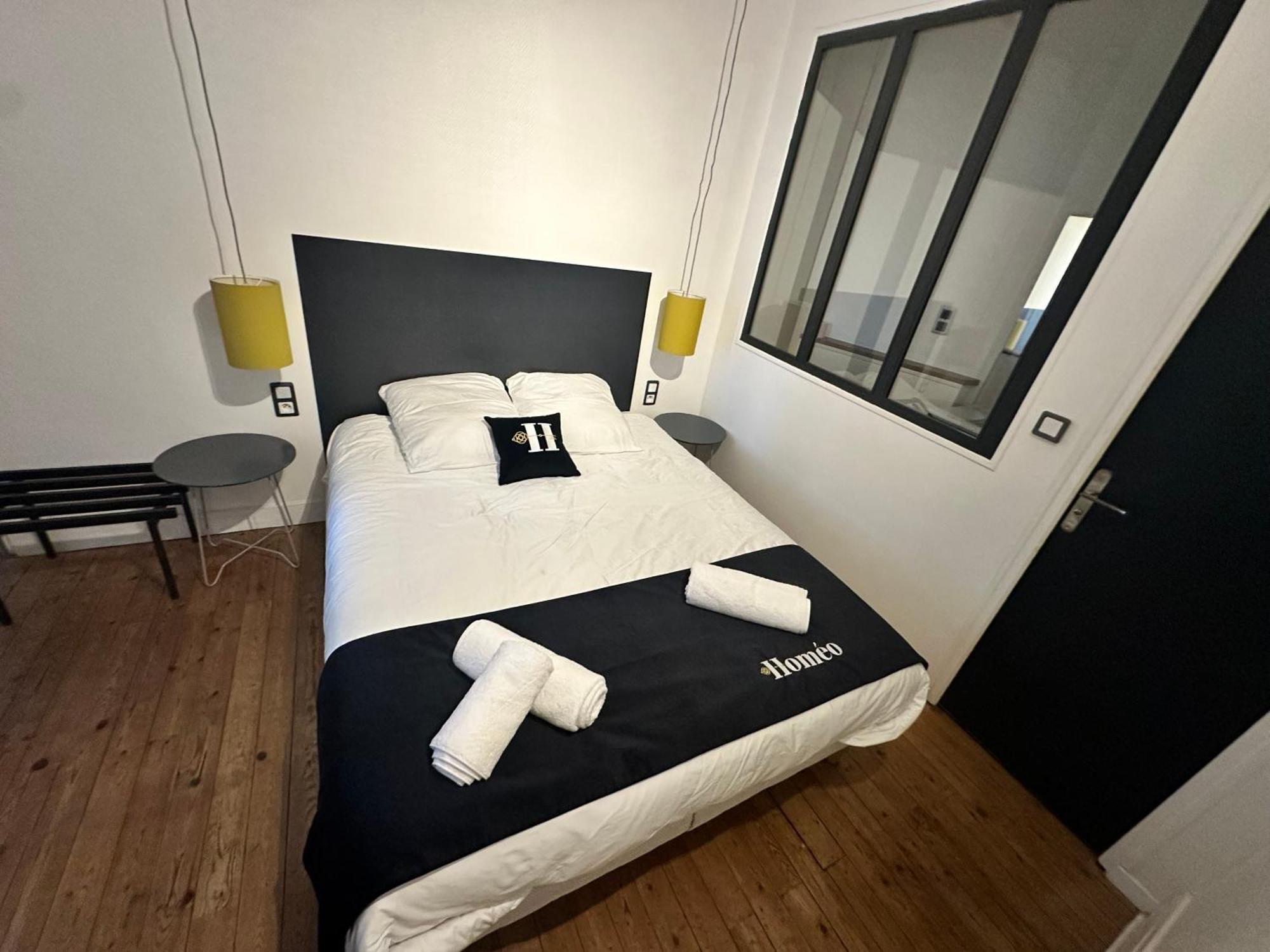 Standing Apartment T2 Near The Train Station And Tours Exterior photo